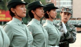 退伍女兵被爆料视频播放,揭开军营内幕